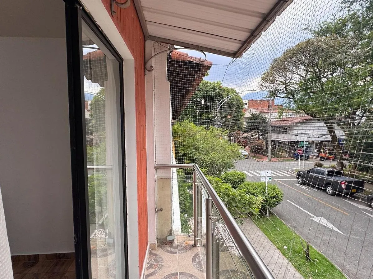 Apartamento En Belen Cerca A Laureles, Wifi, Balcon Y Patio Medellin Apartment