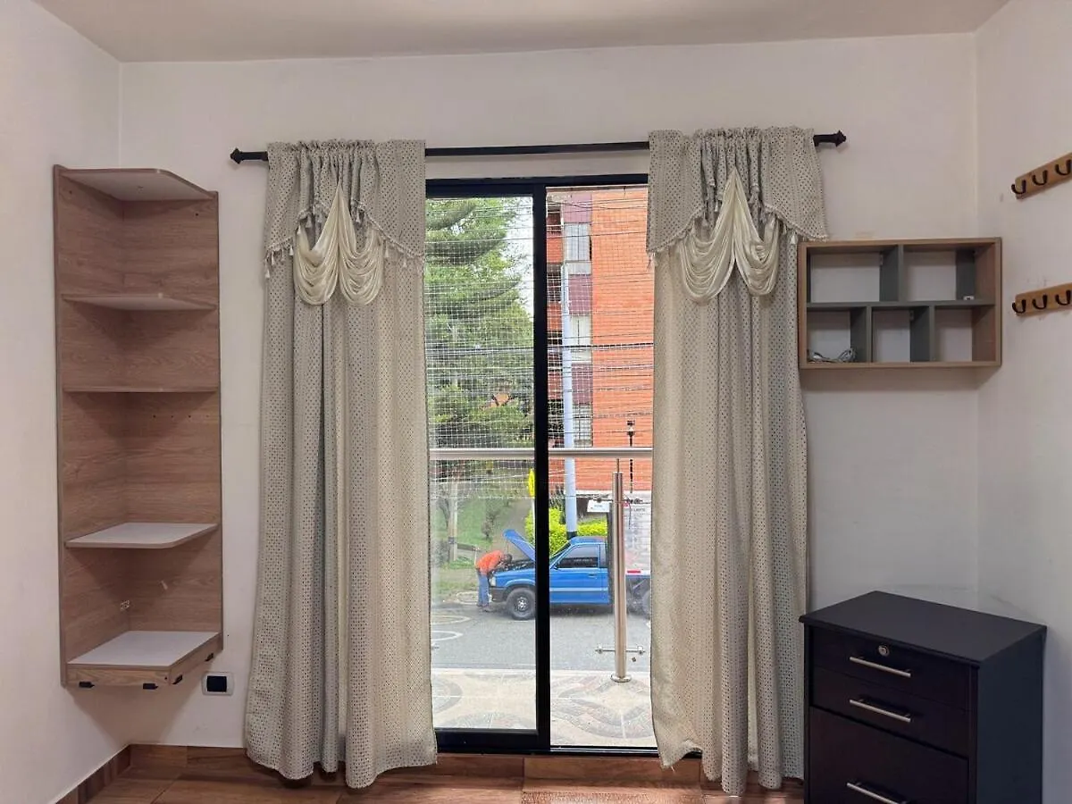 Apartamento En Belen Cerca A Laureles, Wifi, Balcon Y Patio Medellin 0*,